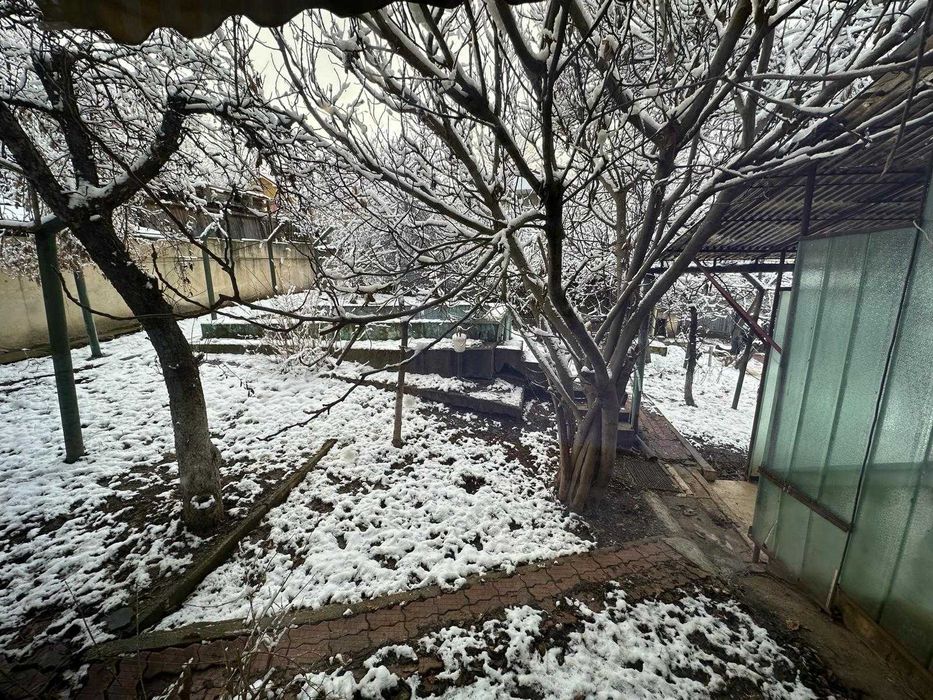 Vand casa Orasul de Jos, zona linistita, acces usor