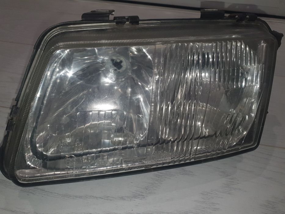 Фарове за Audi A3 8L