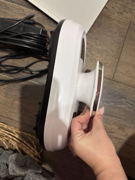 Продавам робот за почистване на прозорци