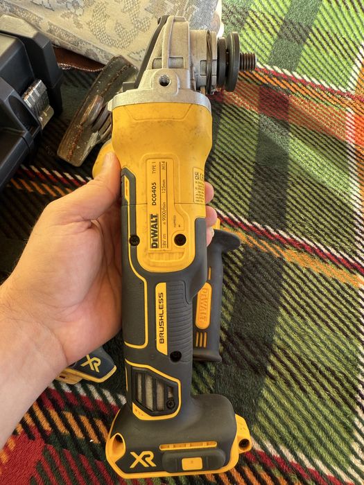 Flex Dewalt DCG405 corp