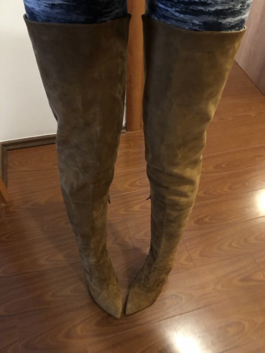Cizme din piele peste genunchi