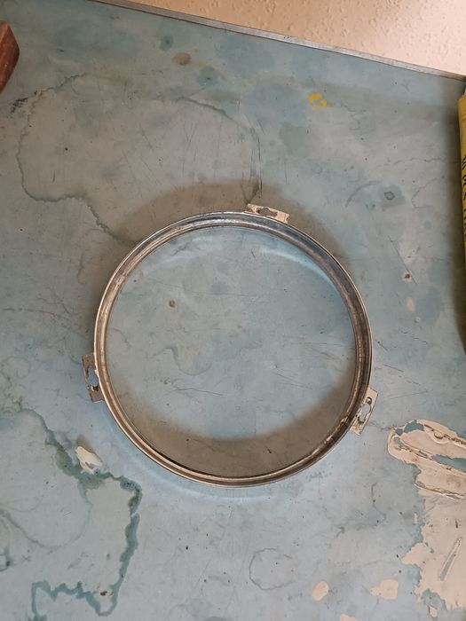 Obodok faraga vaz 2121 niva 2101