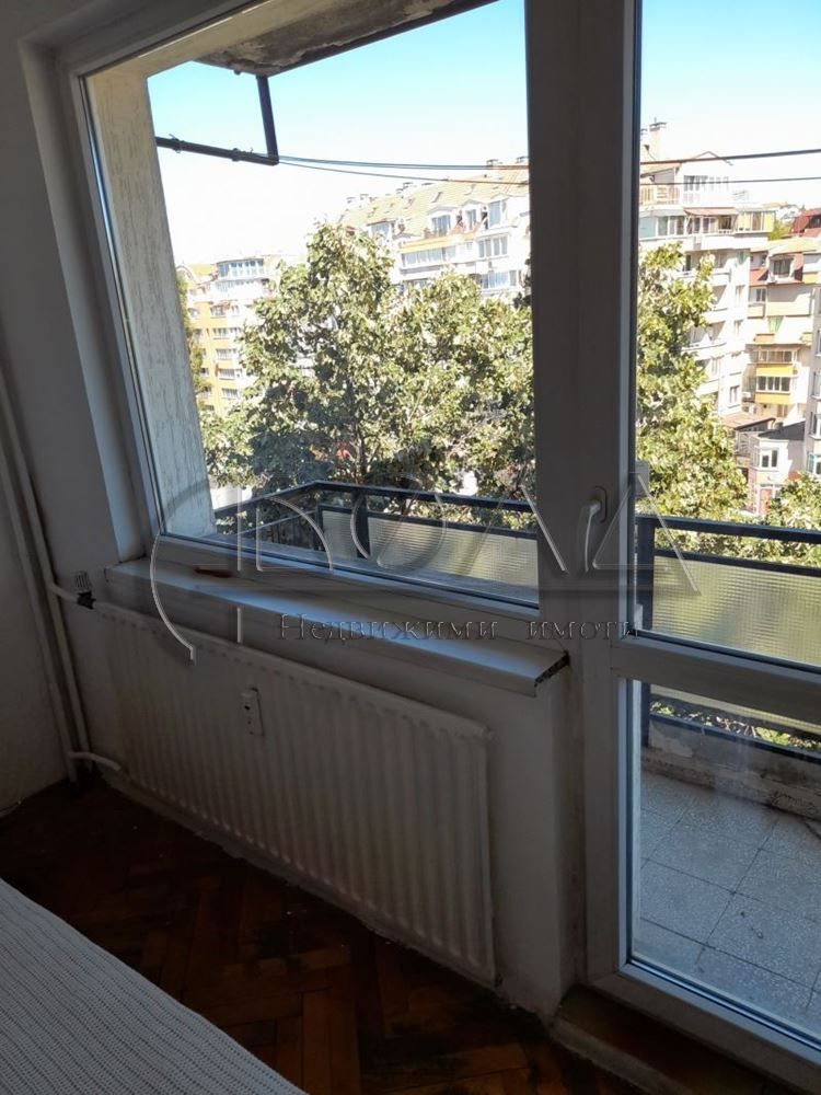 Продава се Тристаен апартамент в София, Оборище - 80 кв.м за 3125 €/кв.м - Снимка #9