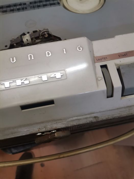 Magnetofon pt piese sau restaurare