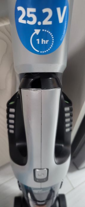 Philips PowerPro Aqua | Безкабелна прахосмукачка 3 в 1
FC6404/01