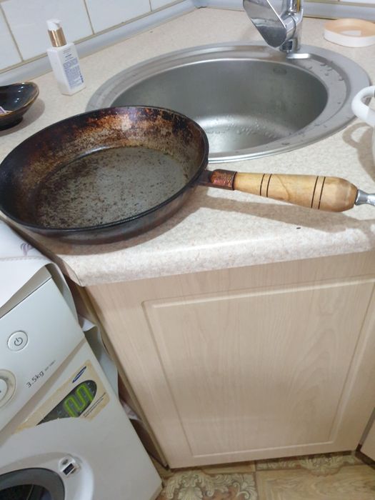 Продаю разную посуду б/у.