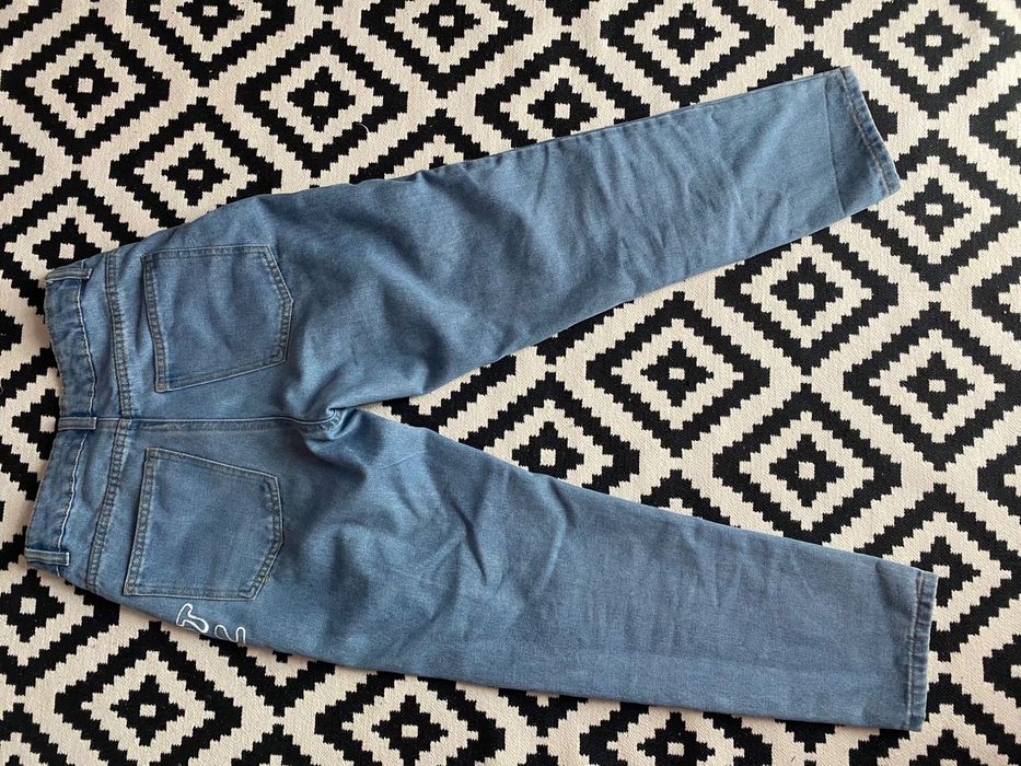 Blugi de fete mărimea 152