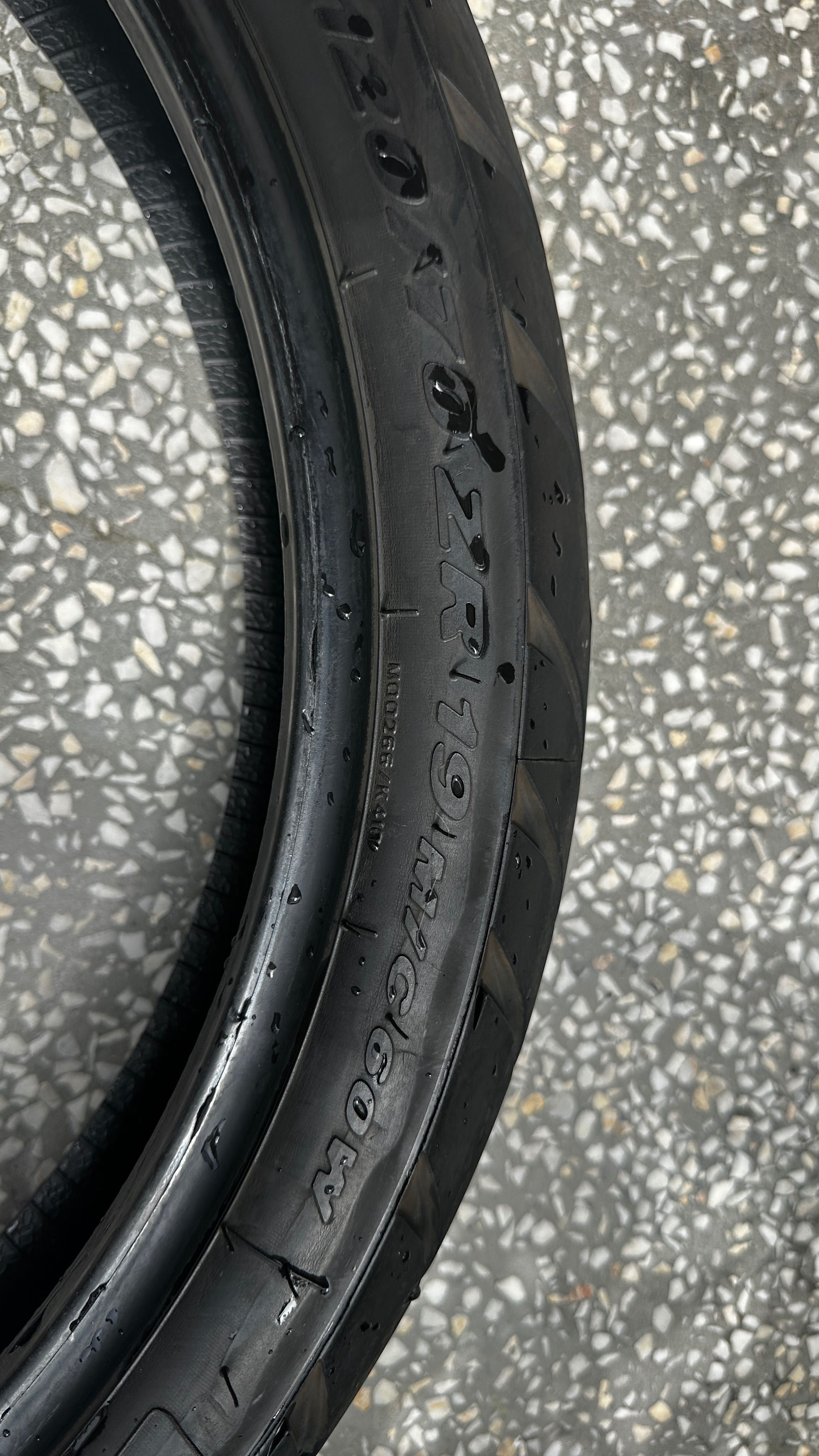 Гуми Pirelli Scorpion Trail II -предна 120/70 ZR19 и задна 170/60 ZR17