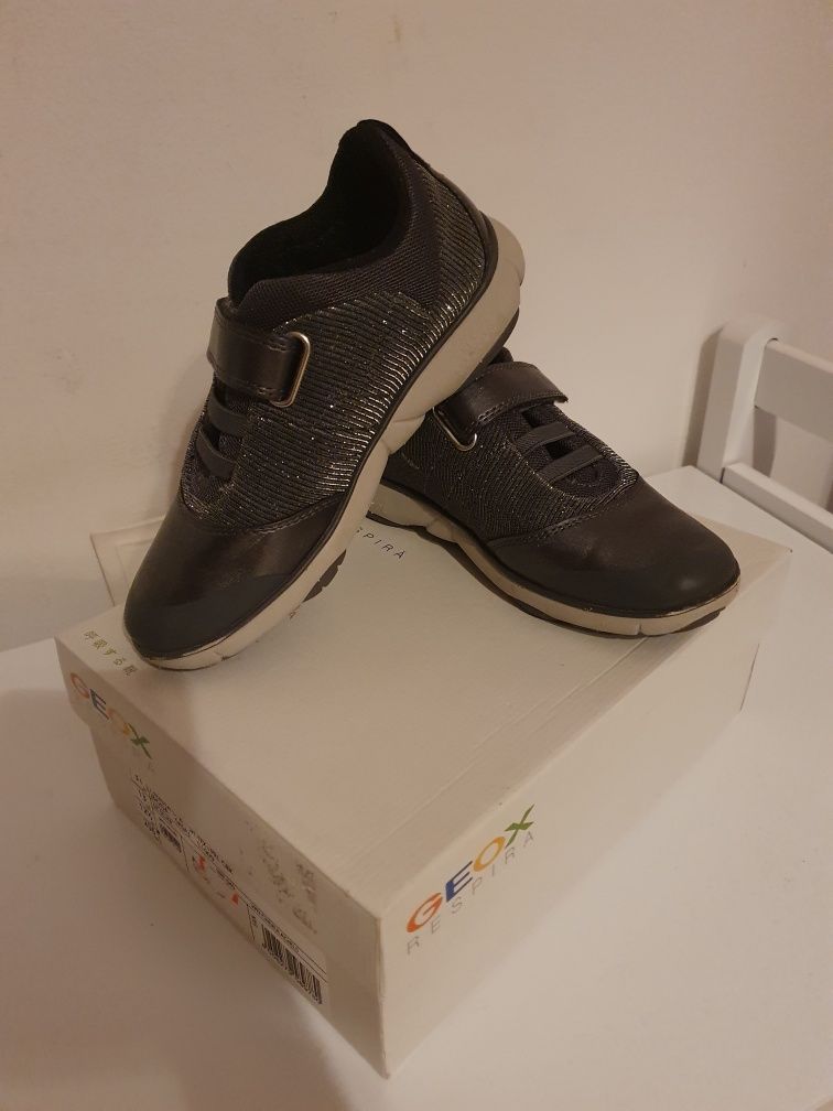 Pantofi sport, marca geox,  marimea 31