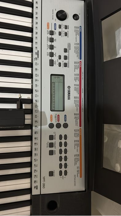 Orga Yamaha pentru incepatori
