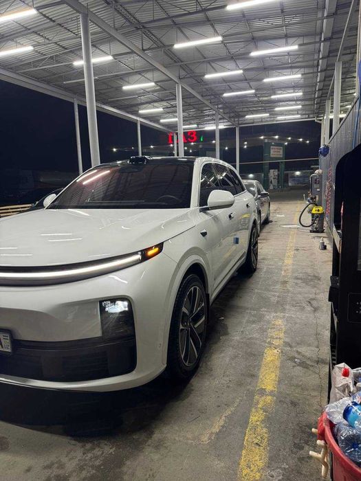 Li 7  ULTRA sotiladi