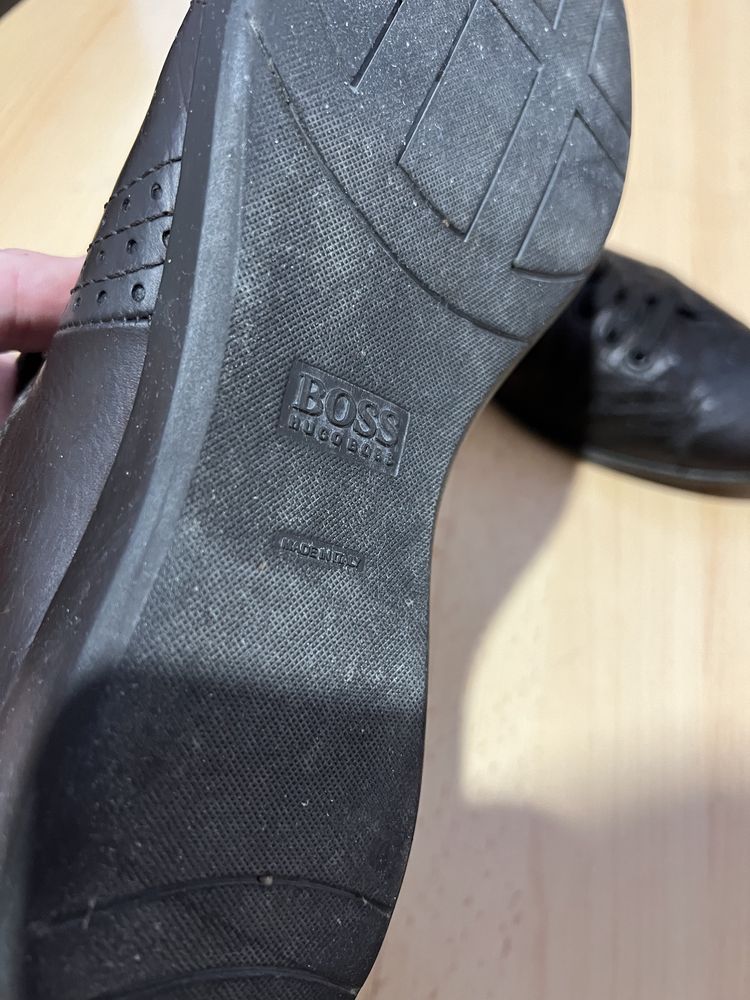 обувки Hugo Boss , made in Italy