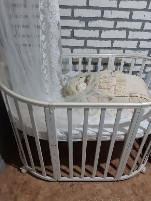 Продам кроватку состояние 8/10