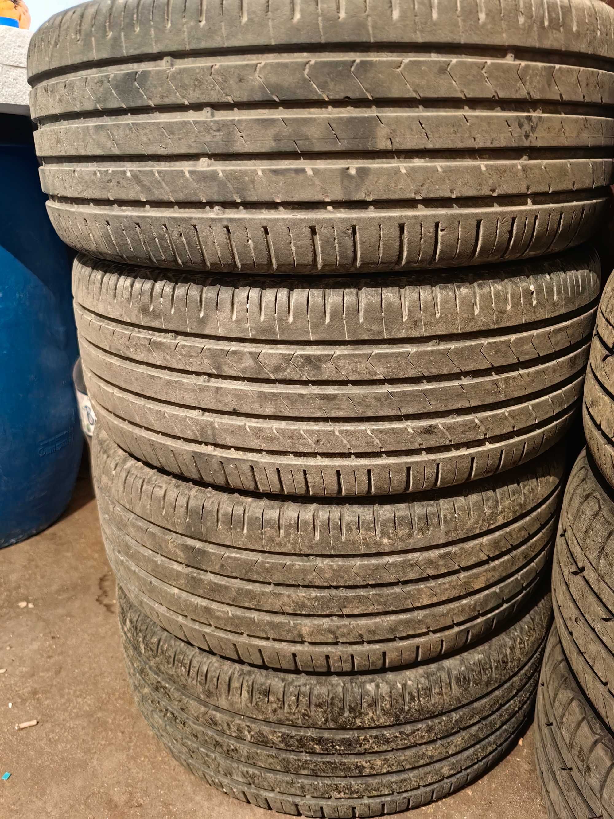 225/45/17 kumho летни