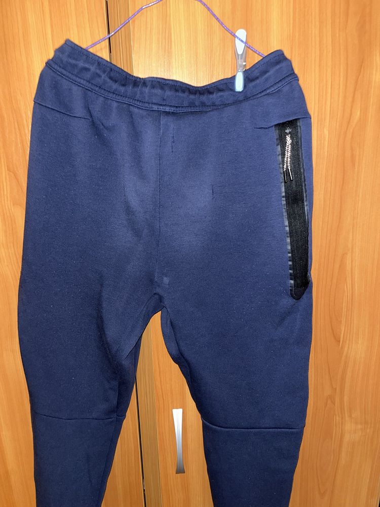 Nike tech fleece dark blue