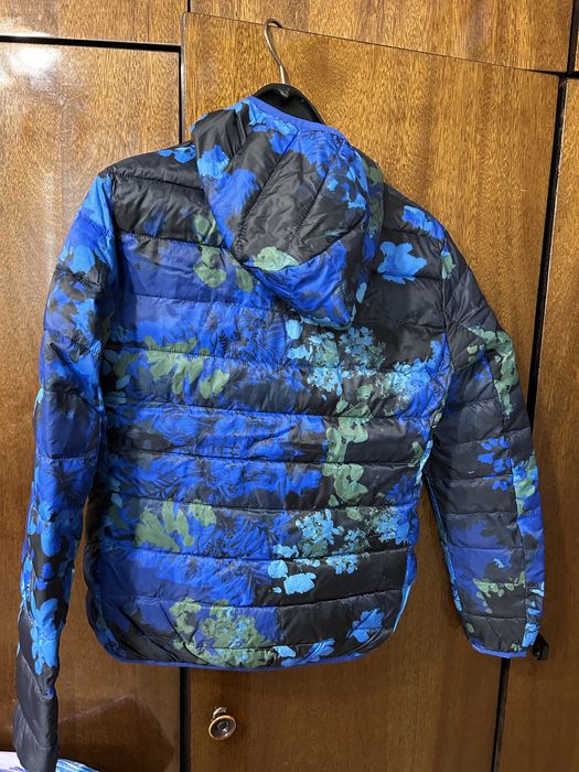 Чисто ново яке Desigual