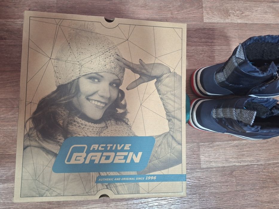 Срочно продаётся полусапожки в отличном состоянии 37-размер