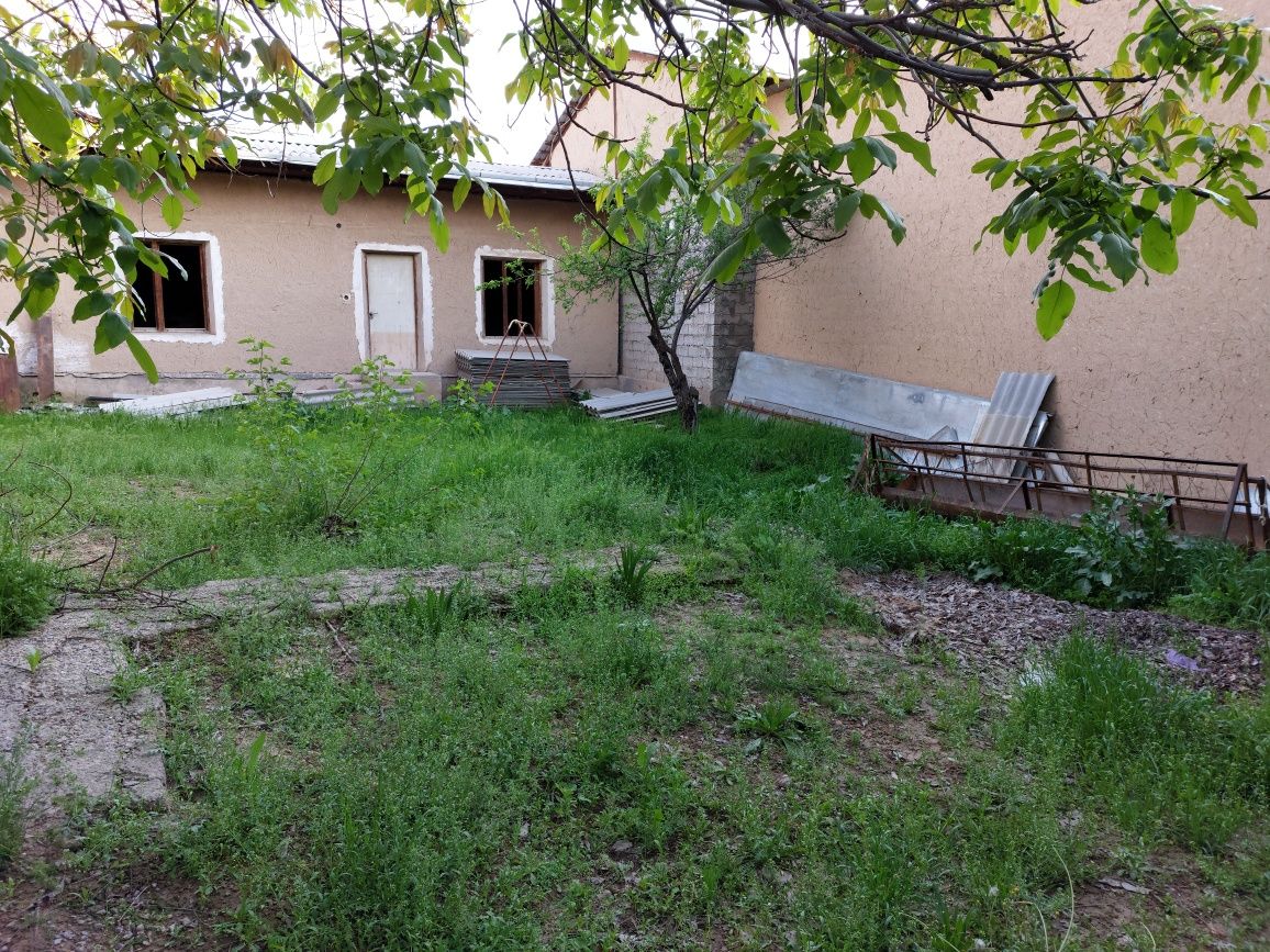 Dacha uchun er sotiladi