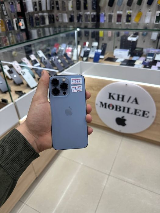 Iphone 13 pro.     .