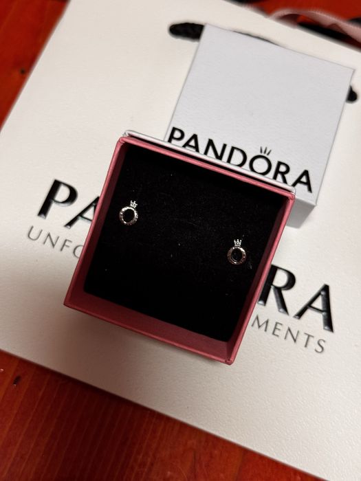 Пандора обеци Pandora
