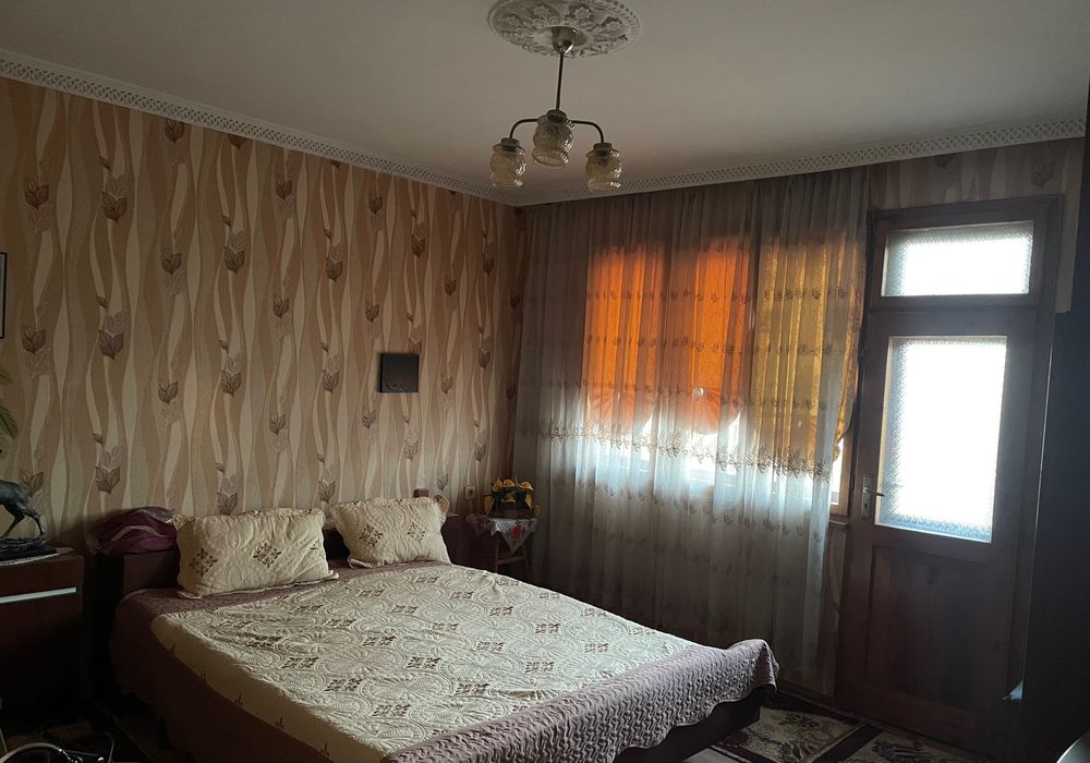 Продава се Четиристаен апартамент в Хасково, Каменни - 120 кв.м за 750 €/кв.м - Снимка #3