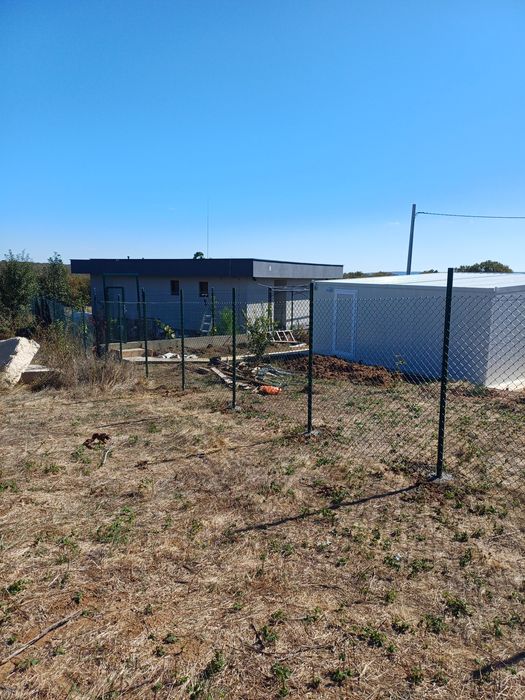 изграждане на огради (ограда)с циментови бетонни