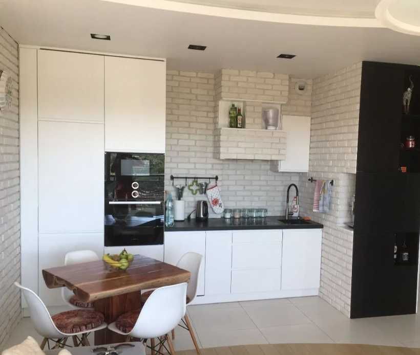 Дава се под наем Едностаен апартамент в Пловдив, Гагарин - 63 кв.м за 255 € - Снимка #1