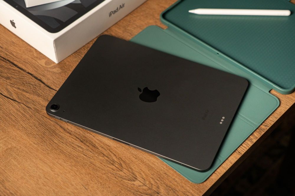 iPad Air 5 + Pencil / Гаранция 2026г