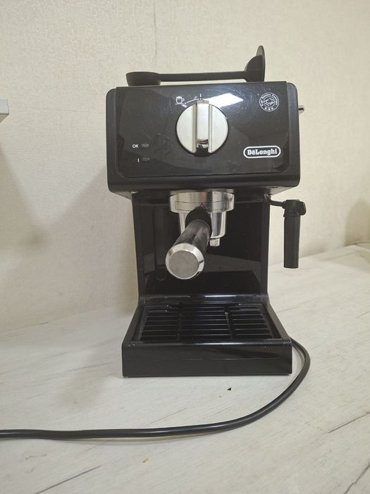 Кофе машина Delonghi