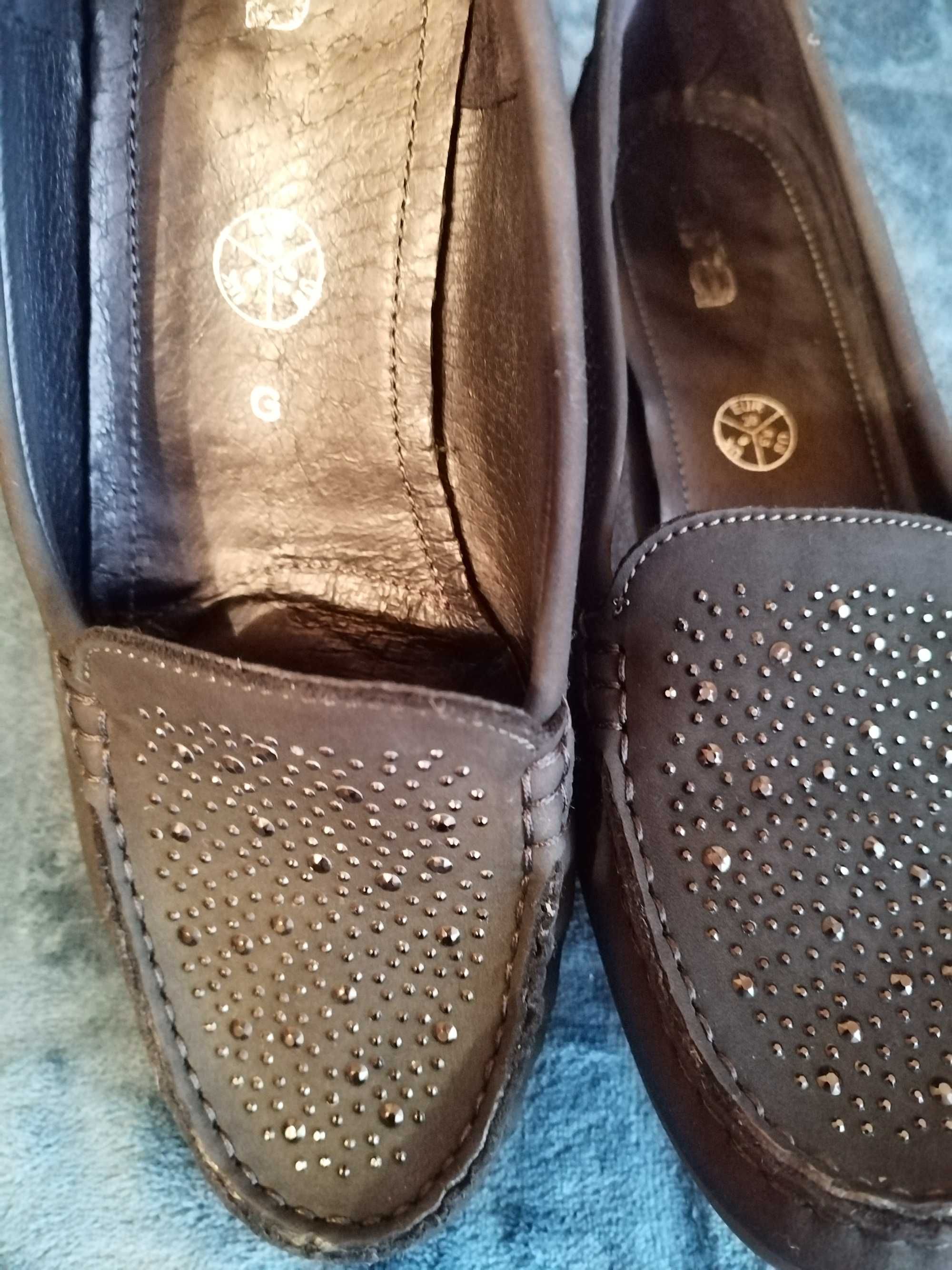 Pantofi piele, mocasini, brand ARA. Marimea 39 In conditii bune. Verde