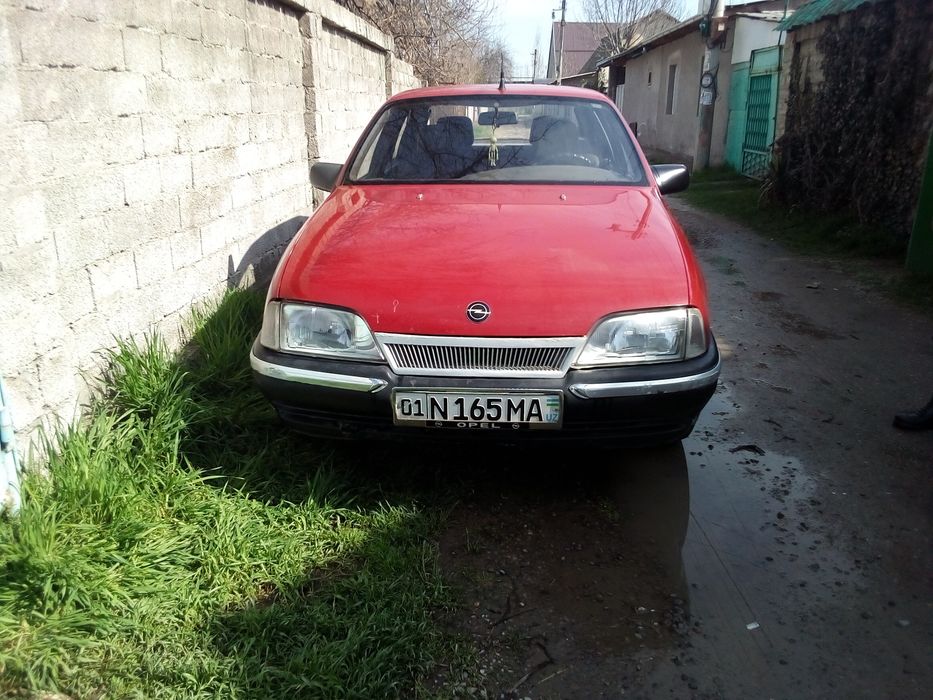 Срочно продаётся Опель омега