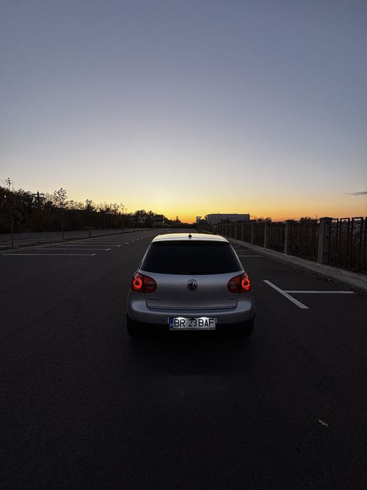 Golf 5 1.6 mpi United