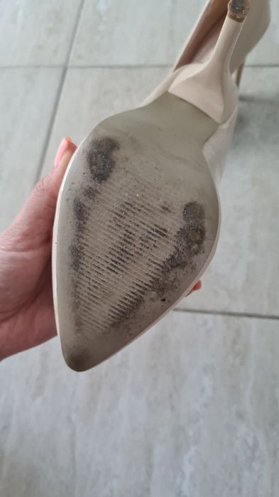 Pantofi Stileto crem
