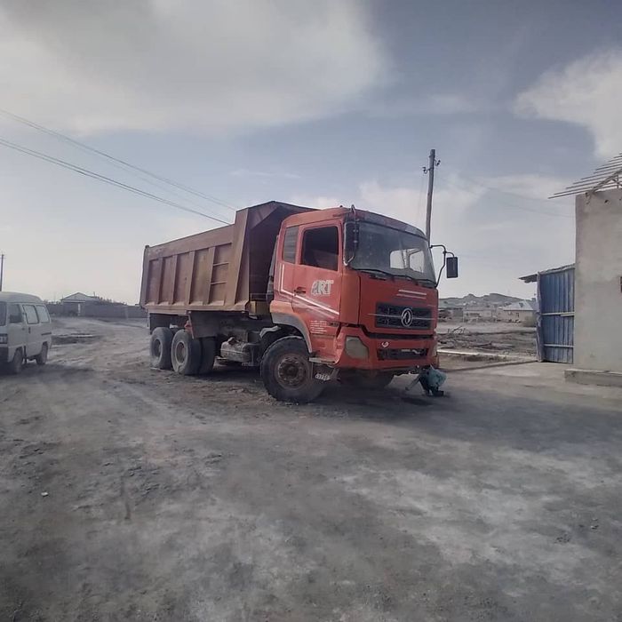 Самосвал DONGFENG сотилади