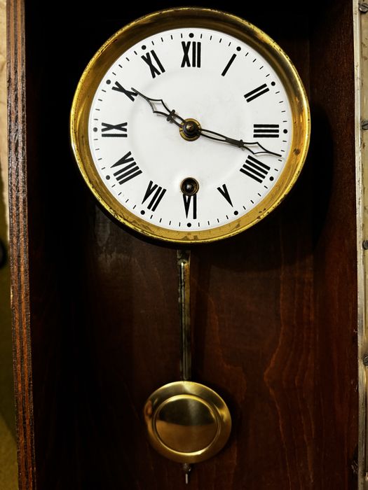Ceas vintage pendula antic retro lemn