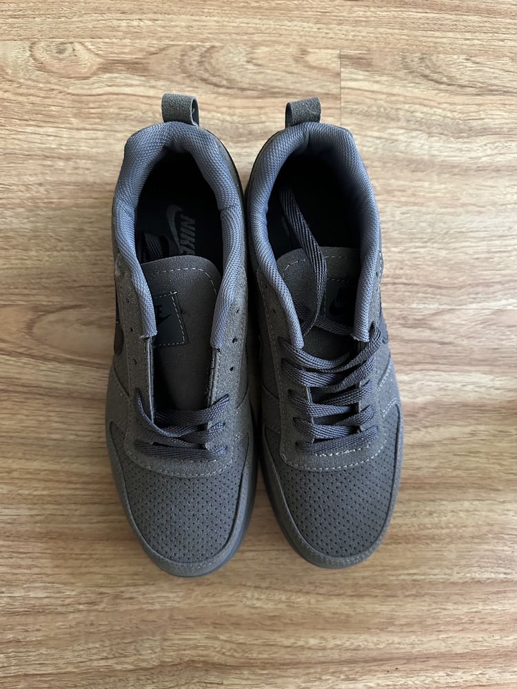 Обувки Nike