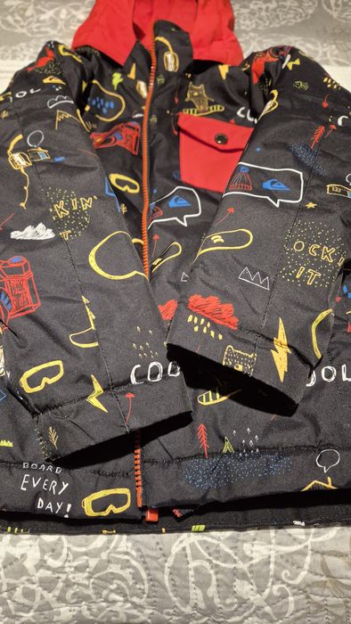 Детсо Ски/Сноуборд яке и полар 6/7 години Quiksilver