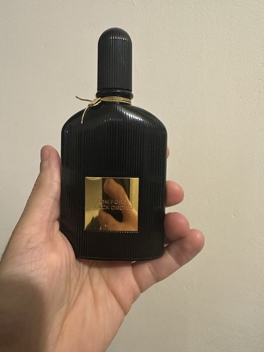 Vand colectie  personala de parfumuri originale