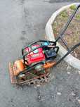 Închiriez placa,picamer,șlefuitoare, betoniera,vibrator, miniexcavator