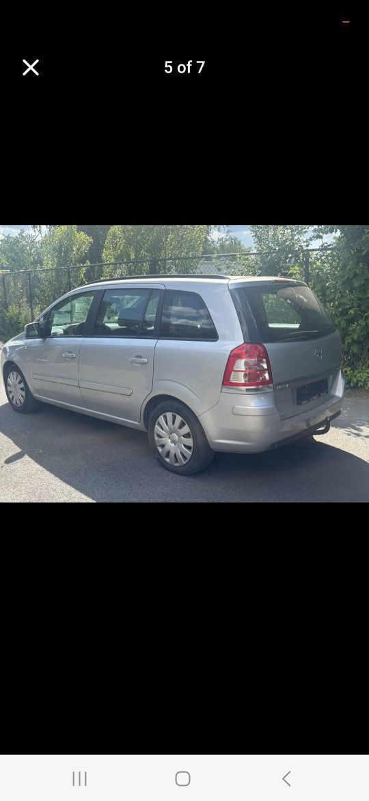 Opel zafira 2012