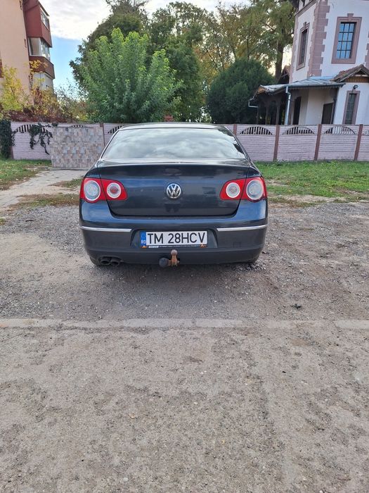 Vând Pasat B6 motor 2.0