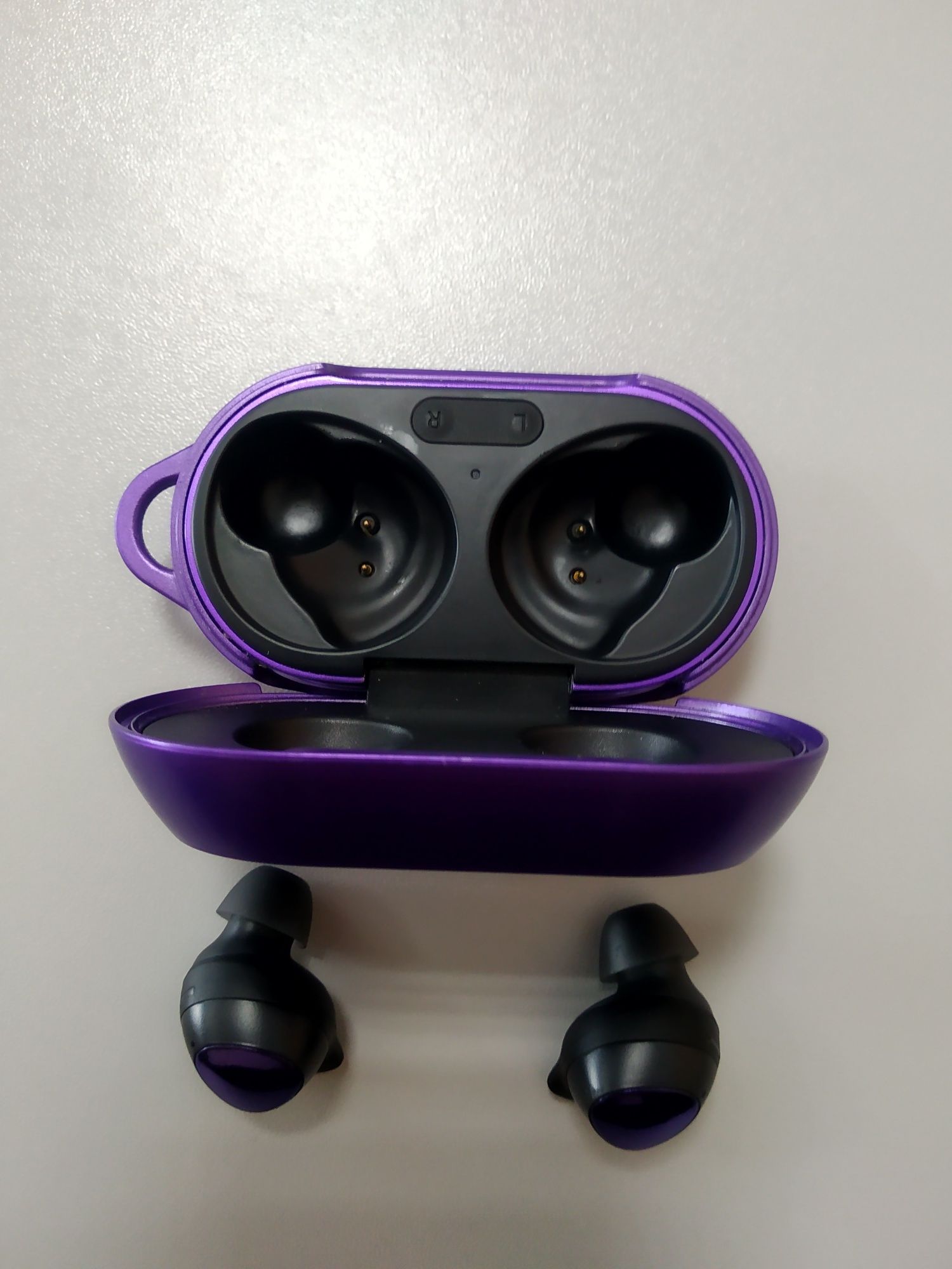 Galaxy Buds / Smart Buds Cover + BTS Edition