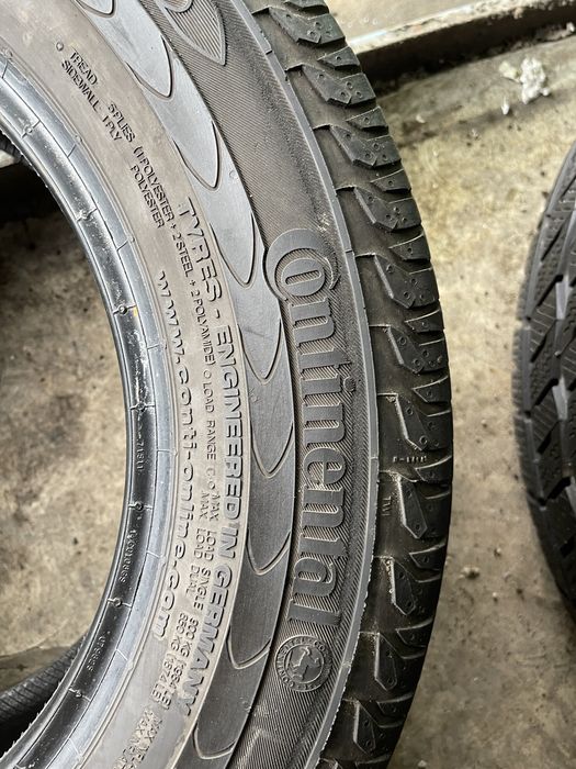 215/65/R15 C Continental Vanco 2