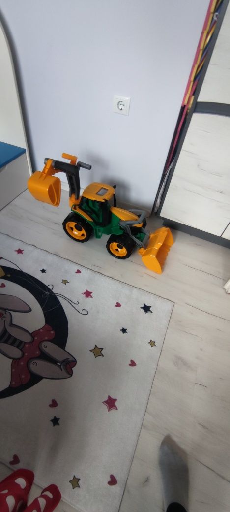 Детска играчка голям трактор