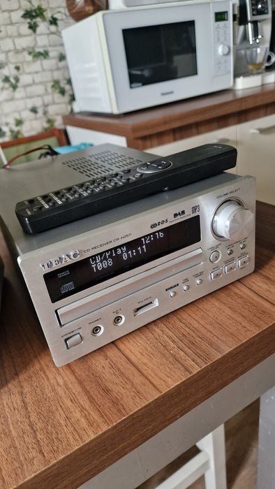Teac model CR H257i,perfect functional,cu telecomanda