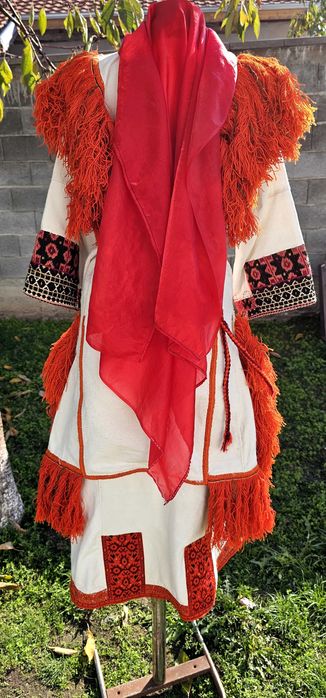 Македонска носия