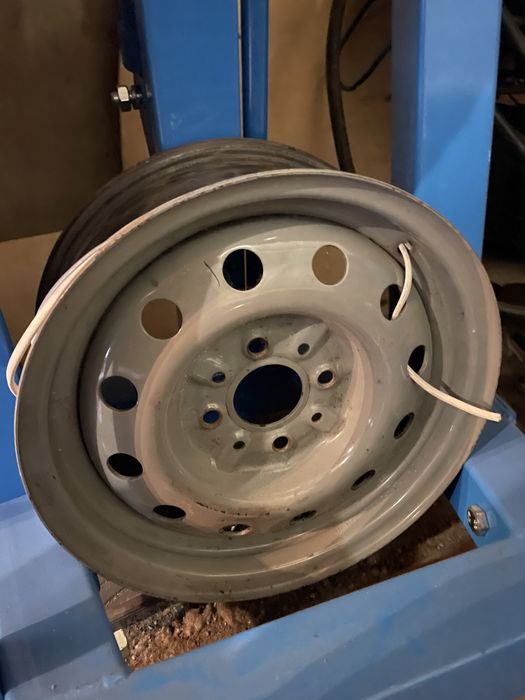 Диск 13 новый на жигу