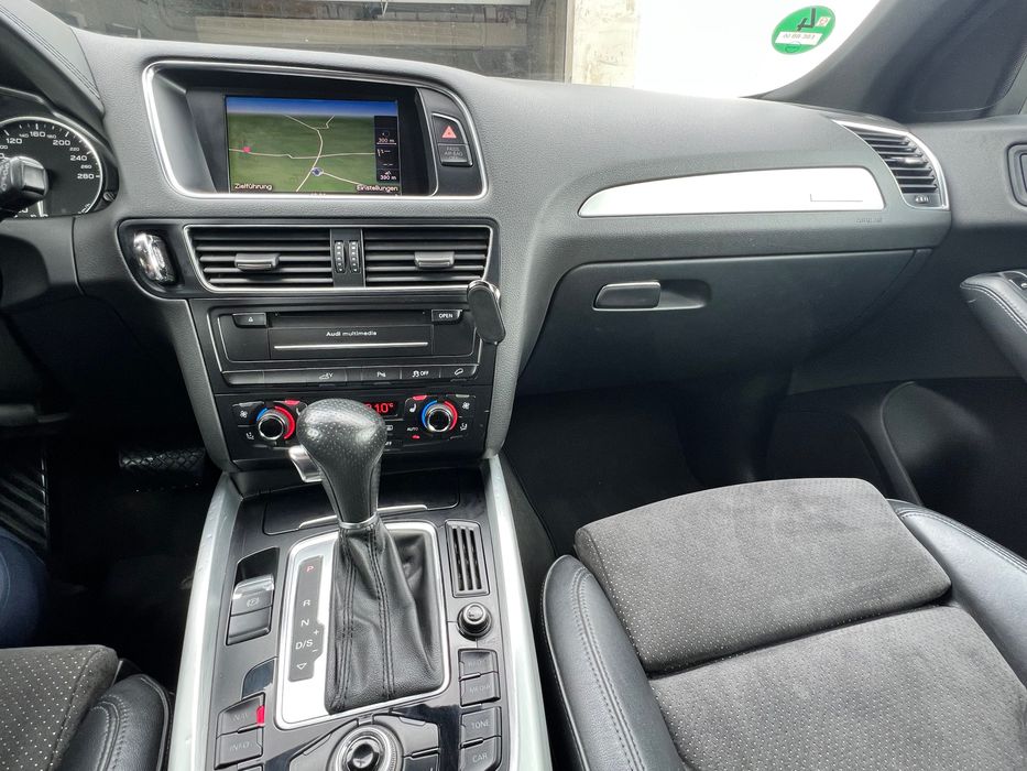 Audi Q5 hybrid  S-Line
