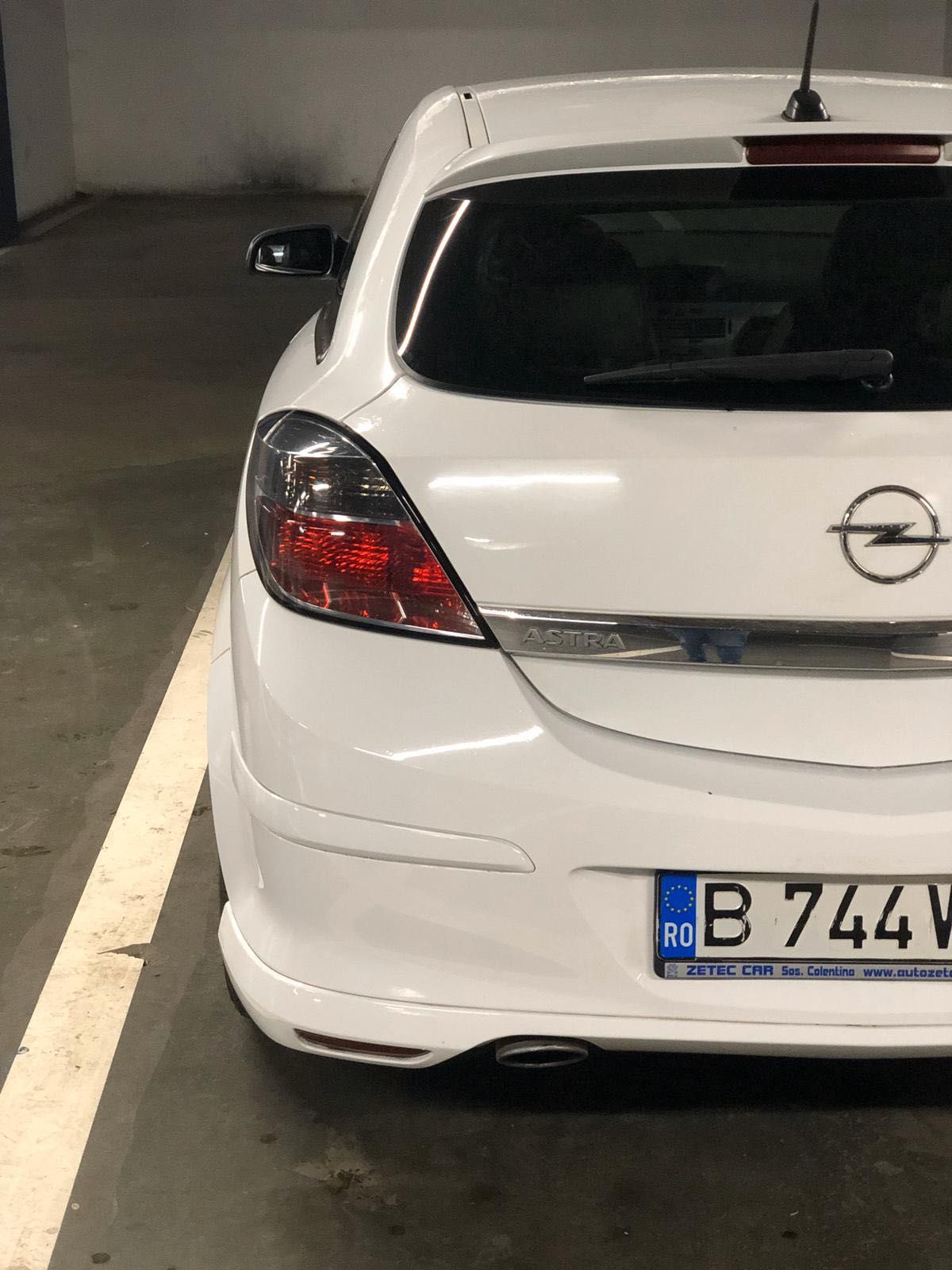 Opel Astra H GTC 1.6 turbo 180 cai