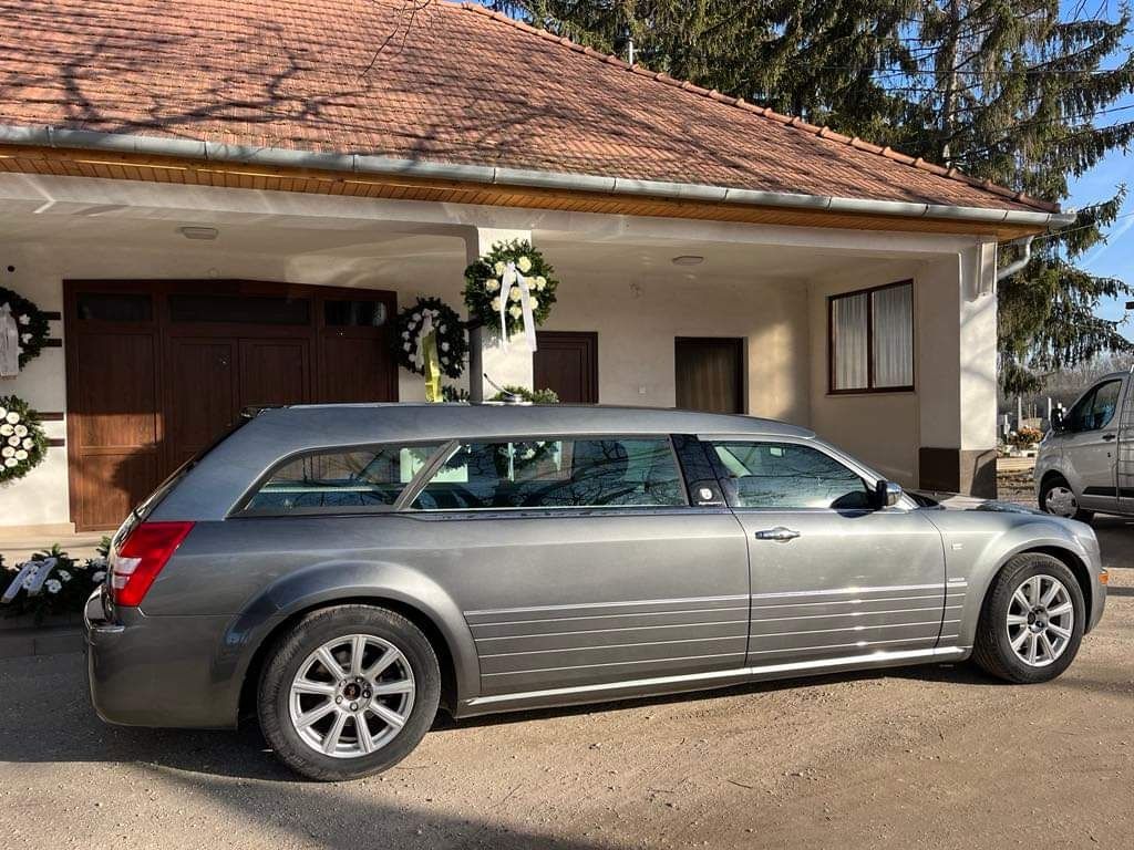 Chrysler 300C funerar